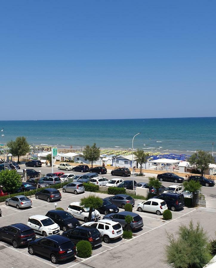 Hotel Perla Senigallia Exterior foto